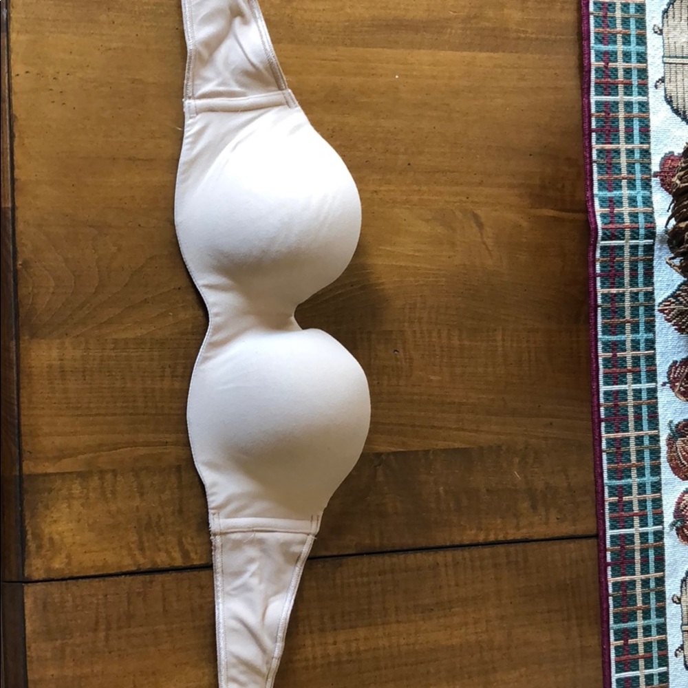 Victoria Secret strapless bra nude